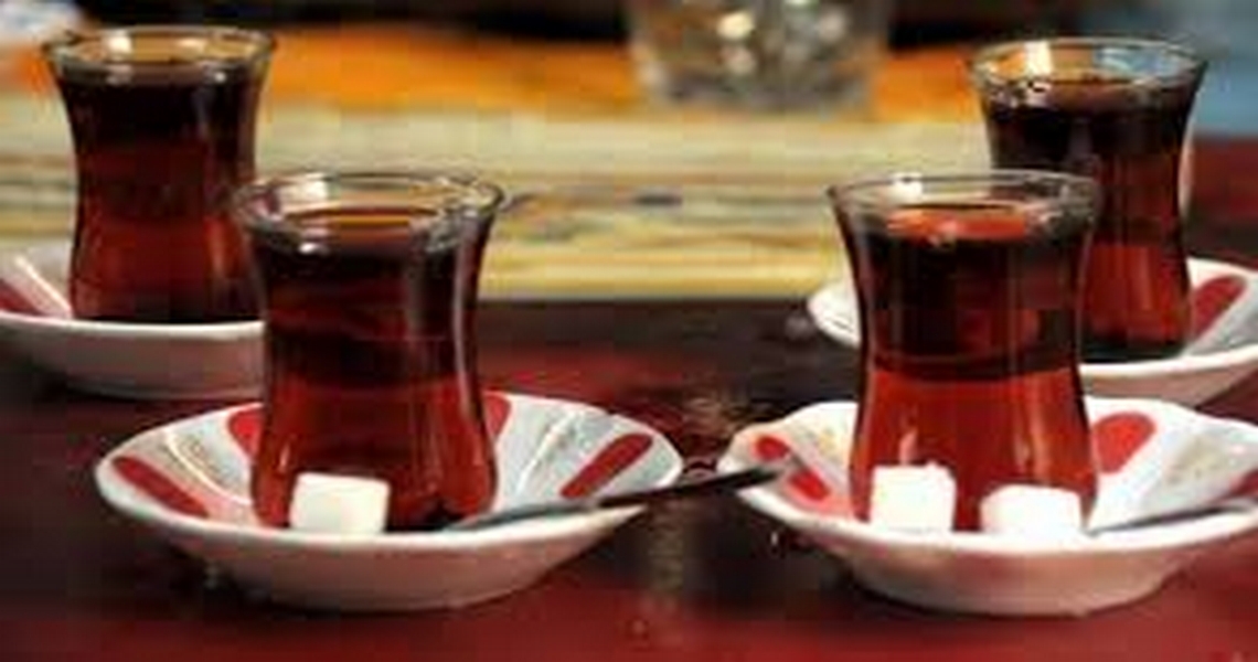 Türkiye'de Günde 245 milyon bardak çay 